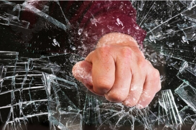 A drunken hooligan was vandalizing on the territory of a petrol station